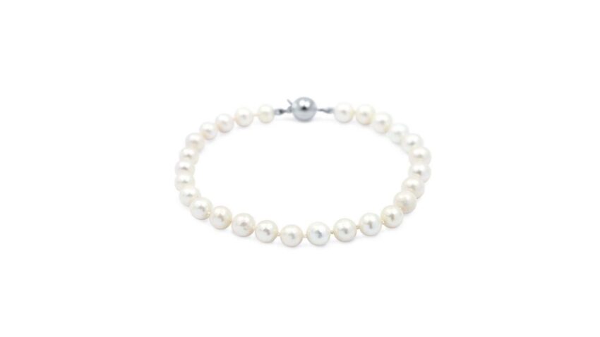 Gyöngy karkötő – White and Black Budapest luxus ékszer