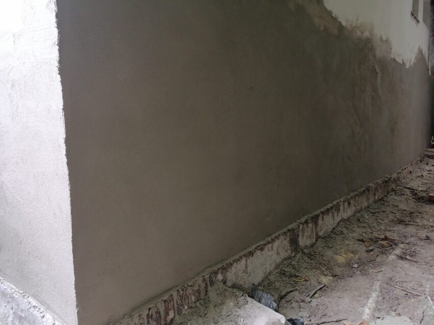 Vizes falak szigetelése és vizes falak utólagos szigetelése acéllemezzel